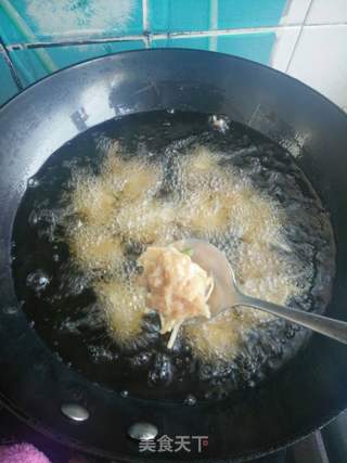 炸萝卜鸡肉丸的做法步骤:11