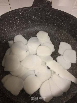 螃蟹炒年糕的做法步骤:5