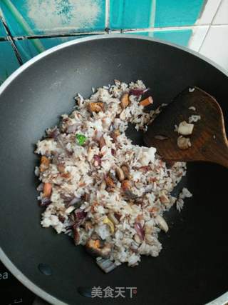 海参蔬菜炒饭的做法步骤:14