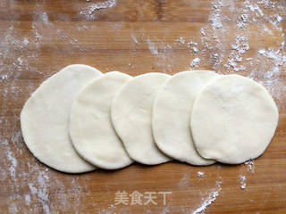 玫瑰花抱蛋煎饺的做法步骤:22