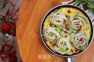 玫瑰花抱蛋煎饺的做法步骤:35