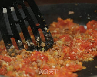 肉酱意大利面的做法步骤:10