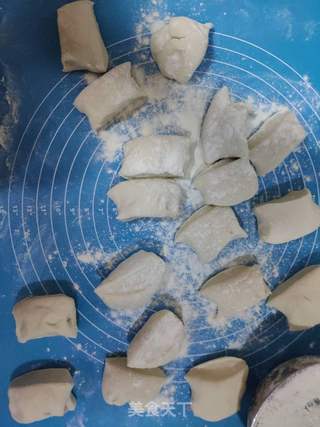 芹菜馅饼的做法步骤:6