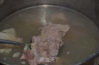 牛肉泡馍的做法步骤：17