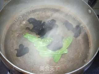 怎样让米饭吃着更营养-杂蔬炒饭的做法步骤:2