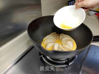 黄金煎饺 抱蛋煎饺的做法步骤:5