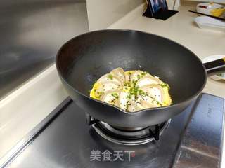 黄金煎饺 抱蛋煎饺的做法步骤:7