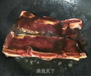黑椒牛排意面的做法步骤:8