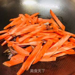 新疆手抓饭的做法步骤:4