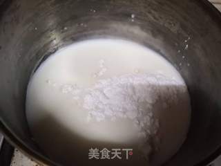 奶香味十足之牛奶小方的做法步骤：3