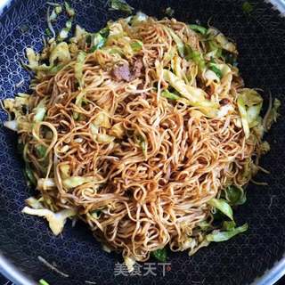 孜然牛肉炒面的做法步骤:8