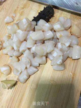 扇贝丁海参饺子的做法步骤:2