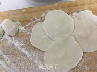 扇贝丁海参饺子的做法步骤:17