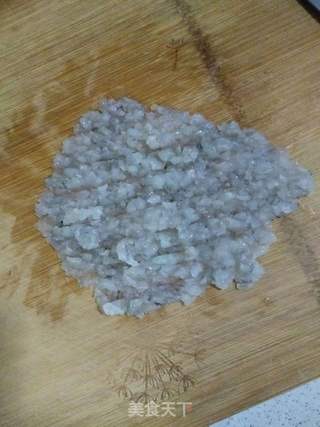 鸡蛋鲜虾韭菜水饺的做法步骤:4