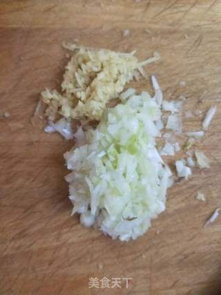 虾仁素饺的做法步骤:2