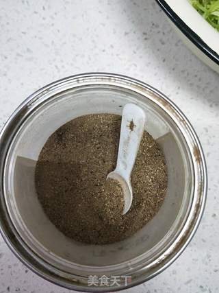 虾仁素饺的做法步骤:3