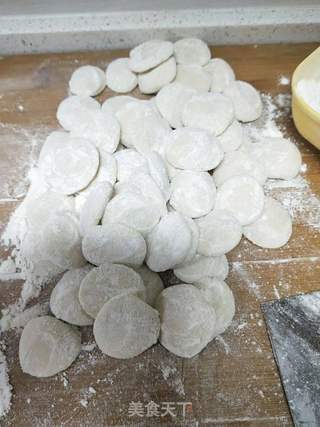 虾仁素饺的做法步骤:8