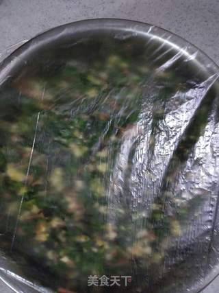 鸡蛋鲜虾韭菜水饺的做法步骤:10
