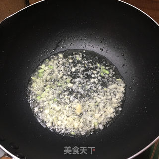 虾仁炒饭的做法步骤：7