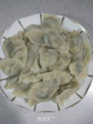鸡蛋鲜虾韭菜水饺的做法步骤:14