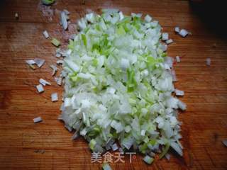 白菜大肉饺的做法步骤:4