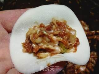 白菜大肉饺的做法步骤:11