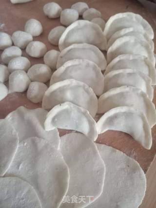 玉米水饺的做法步骤:7