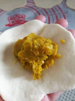 南瓜包子的做法步骤:13