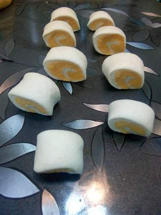 双色馒头的做法步骤:13