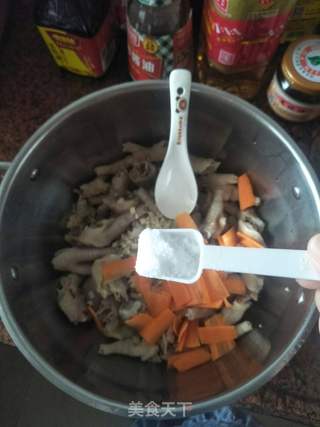 凉拌麻辣鸡爪的做法步骤:4