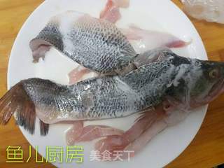 茄汁鲈鱼──鱼儿厨房私房菜的做法步骤:9