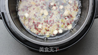 忆鹿|糙米莲子粥的做法步骤:4