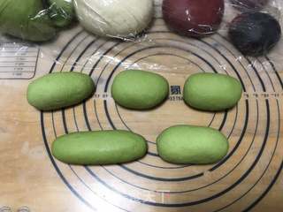 圣诞花样馒头的做法步骤:4