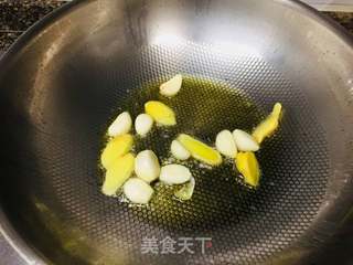 牛肉年糕淮山小火锅的做法步骤:6