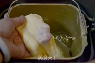 圣诞巧克力花环面包的做法步骤:3