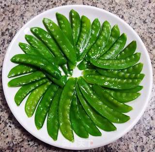 荷兰豆拌时蔬#快手素菜#的做法步骤:7