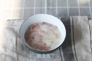 腐竹板栗豌豆肉丝粥——宝宝辅食的做法步骤：2