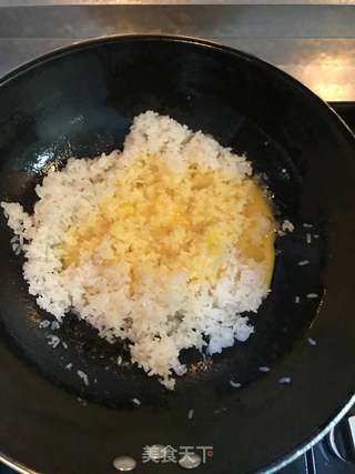 黄金蛋炒饭的做法步骤:7