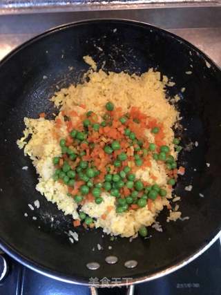 黄金蛋炒饭的做法步骤:8
