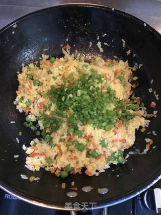 黄金蛋炒饭的做法步骤:9
