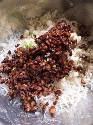 白菜酱肉包子的做法步骤:7