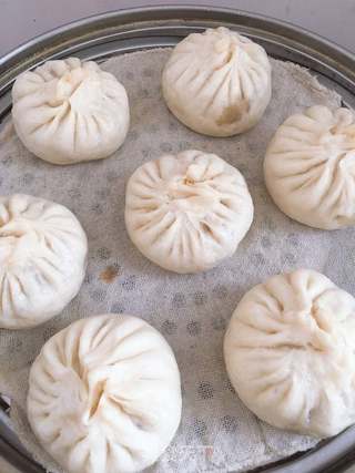 白菜酱肉包子的做法步骤:12