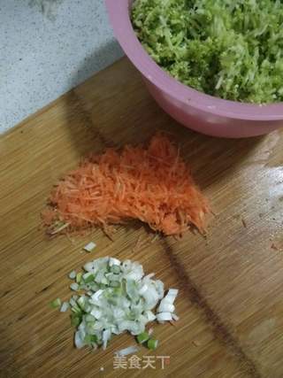 西兰花早餐饼的做法步骤：4