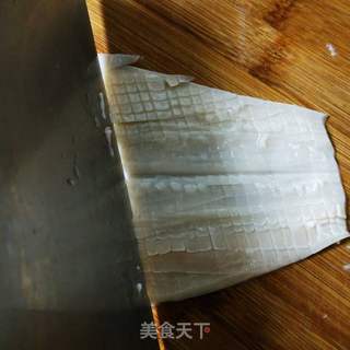 鱿鱼炒荷兰豆(如何泡发干鱿鱼)的做法步骤:5