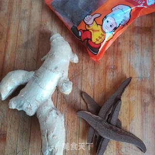 生姜灵芝红糖水的做法步骤：1