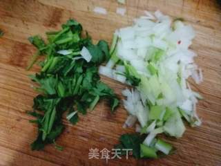 花椒葱花面的做法步骤:3