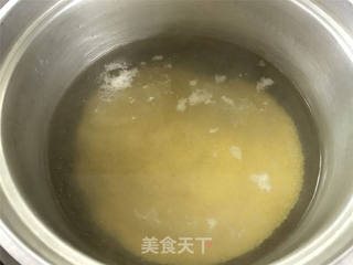小米香蕉粥的做法步骤:3