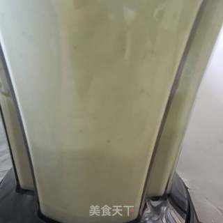 牛油果香水梨奶昔的做法步骤:10