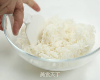 蛋包饭的做法步骤:2