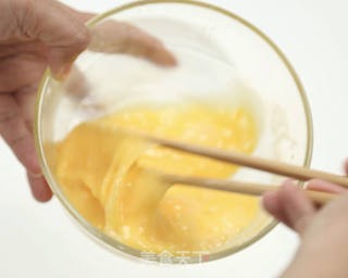 蛋包饭的做法步骤:3